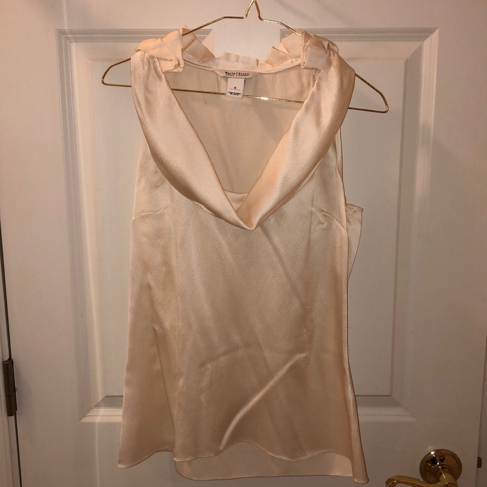Silk Sleeveless blouse